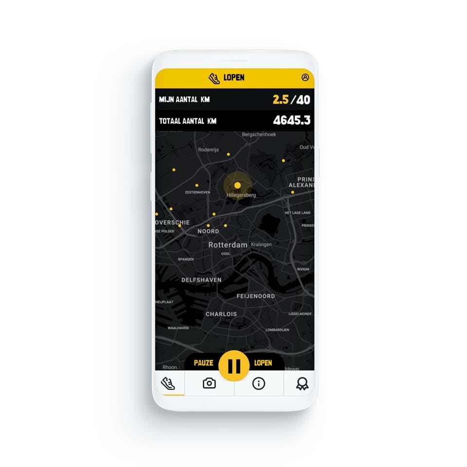 Mobiel met daarop een plattegrond. Een app voor Stichting Vluchteling.
